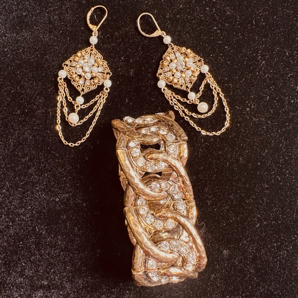 Vintage Estate Gold Toned Faux Pearl Bracelet & Drop Lever Back Earrings/ SALE